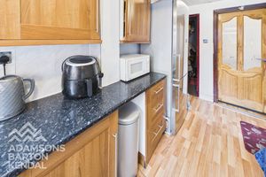 Photo 25- click for photo gallery